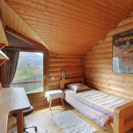 Chalet Formidable Avec Piscine Et Vue *