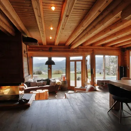 Formidable Avec Piscine Et Vue Chalet