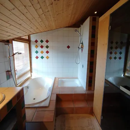 Chalet Formidable Avec Piscine Et Vue *