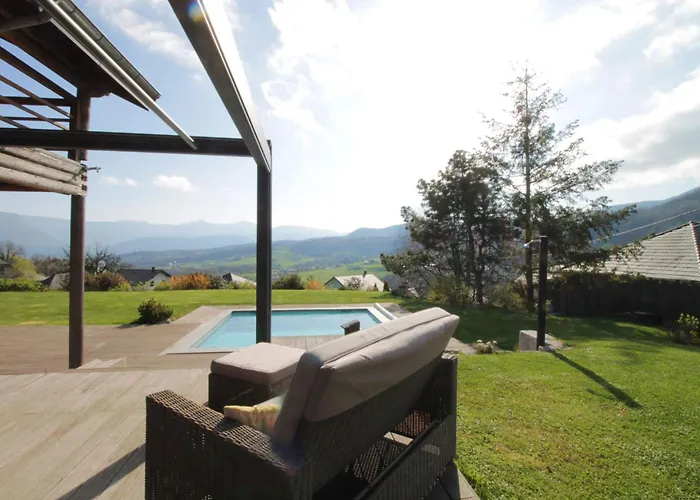 Formidable Avec Piscine Et Vue Alpstuga *